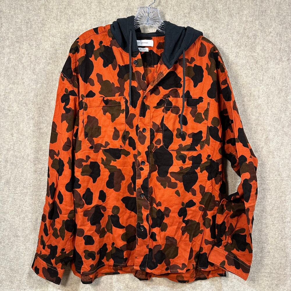 Urban Outfitters - Orange Camo Hunting Button Up Hooded Shirt Pockets Sz M